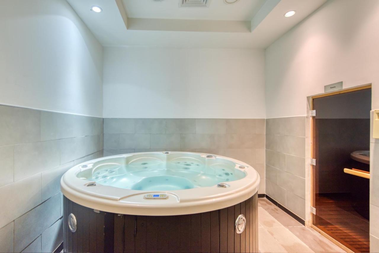 The Penthouse Near Burj Khalifa And Dubai Mall Ngoại thất bức ảnh